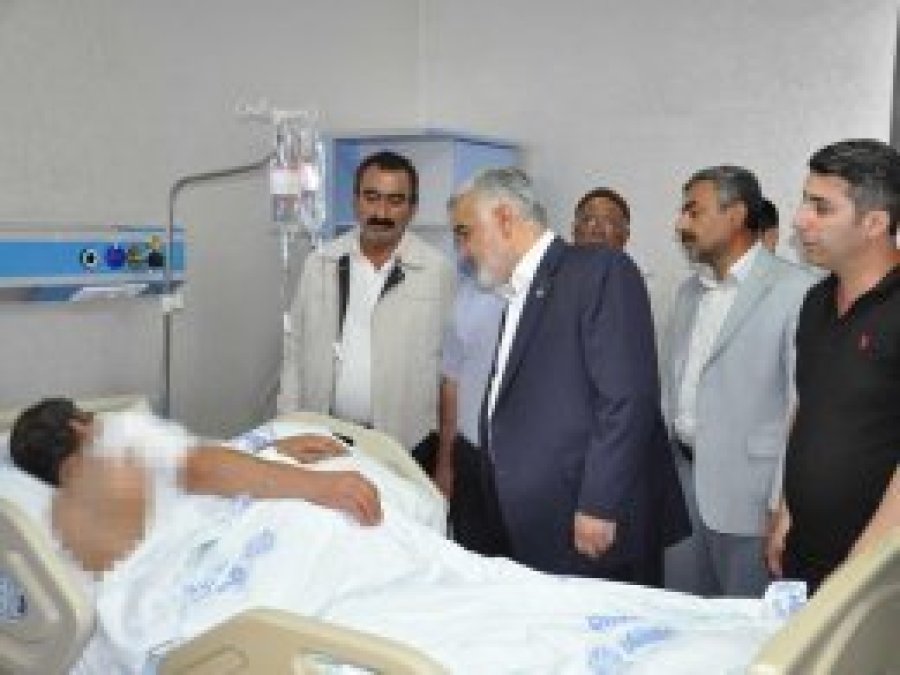 Yapıcıoğlu patlamada yaralananları ziyaret etti