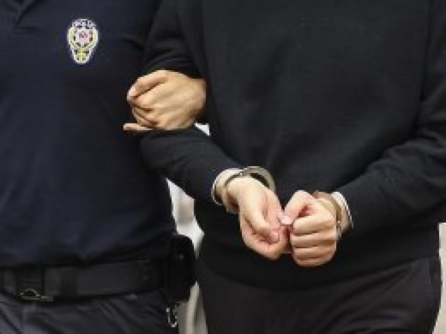 Eski istihbarat binbaşıya FETÖ üyeliğinden hapis