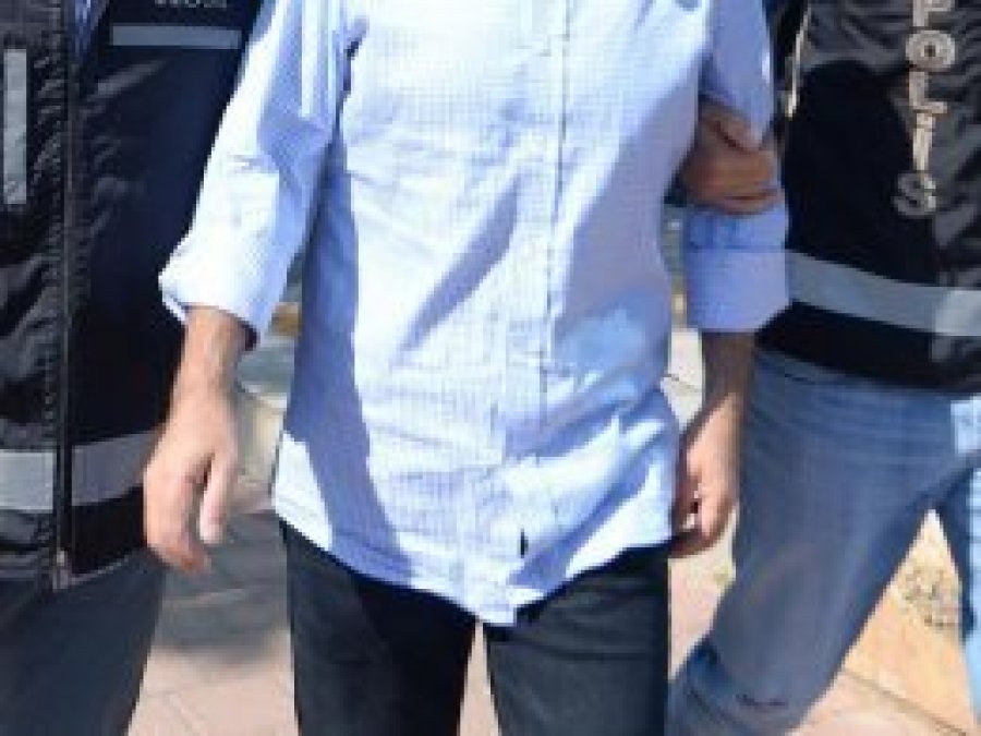FETÖ'ye para gönderen 75 kişi hakkında gözaltı kararı
