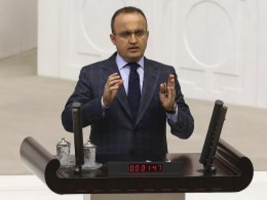 'Müftünün memurluğu niye laikliğe aykırı değil'
