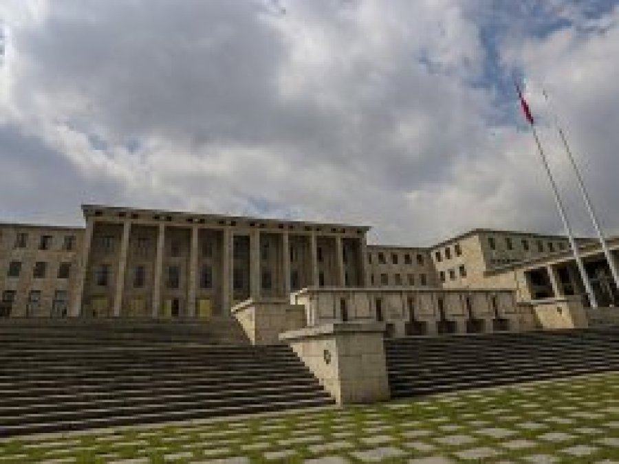 Acil durumda Genel Kurulu çalıştıracak personel oluşturuldu