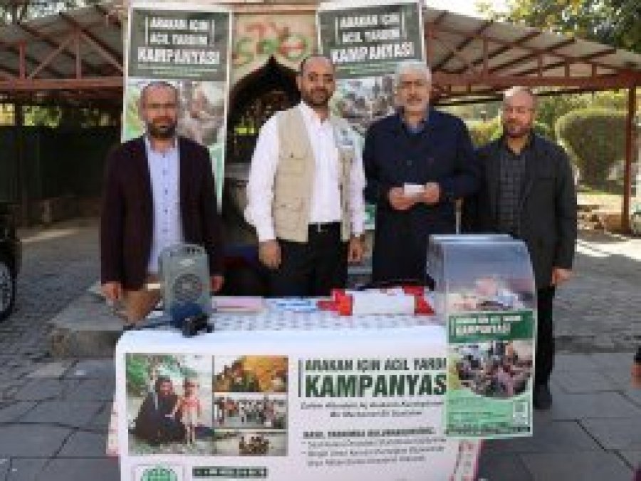 HÜDA PAR'dan Arakan standına ziyaret