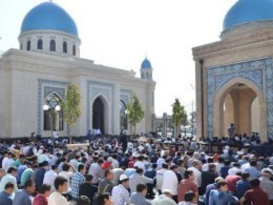 Özbekistan camilerine hoparlör talebi