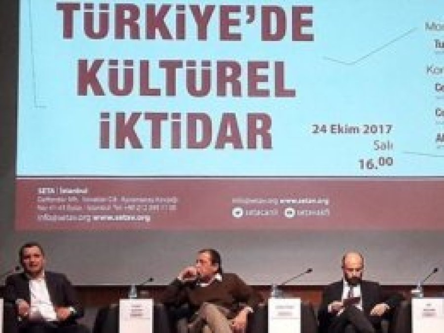 'Postmodern popülizmin hegemonyası altındayız'