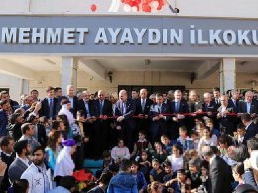 3 Bakan Mardin Derik'te