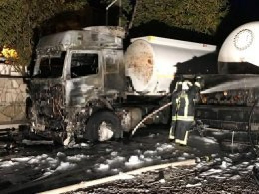 Denizli'de akaryakıt istasyonunda patlama