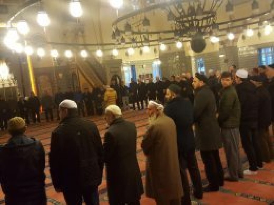 "Baba oğul aynı safta"