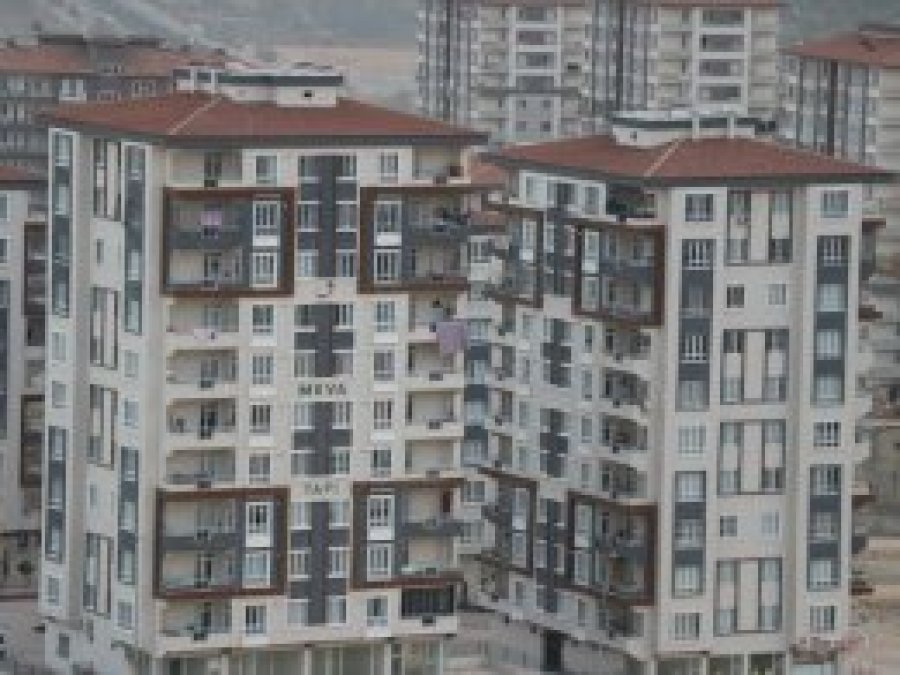 Emlakçılar yeni düzenlemeden memnun