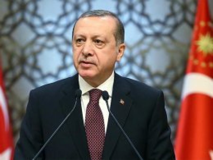 Erdoğan: 50 TIR'lık yardım konvoyu sınırı geçti