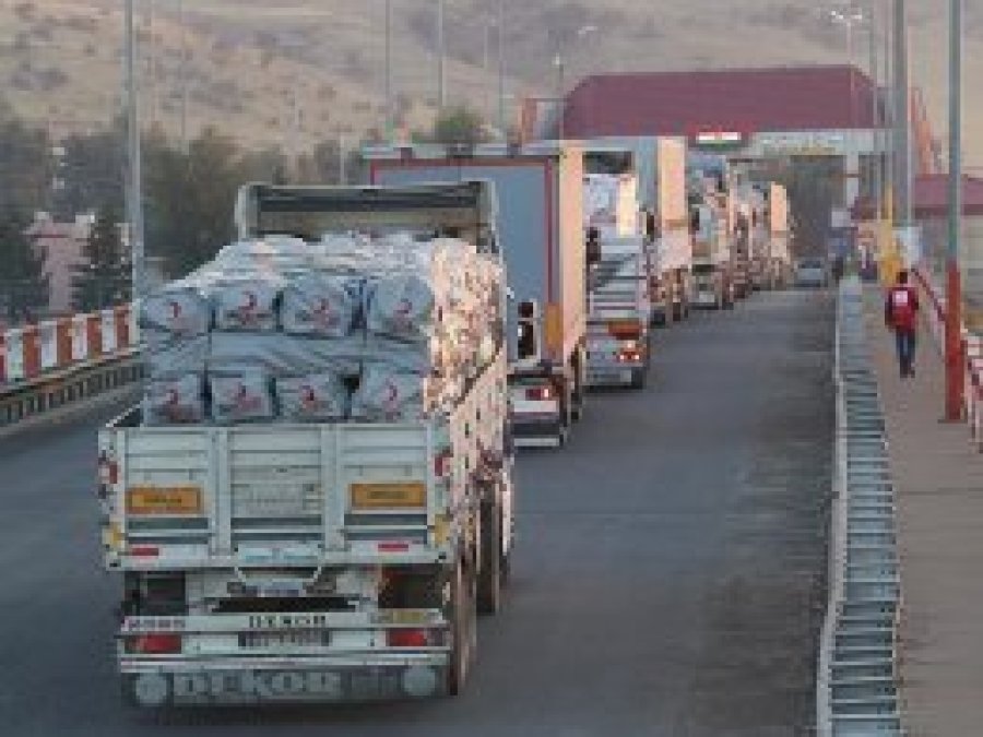 Kızılay'ın yardım konvoyu Irak'a ulaştı