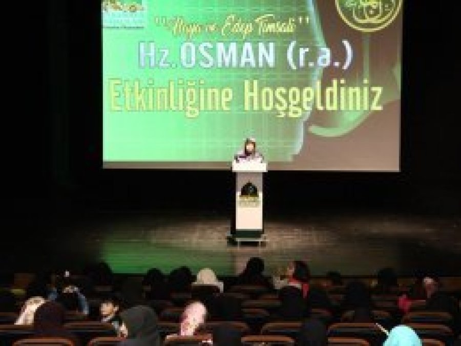 "Ne kadar Kur'an okuyoruz ne kadarıyla amel ediyoruz?"