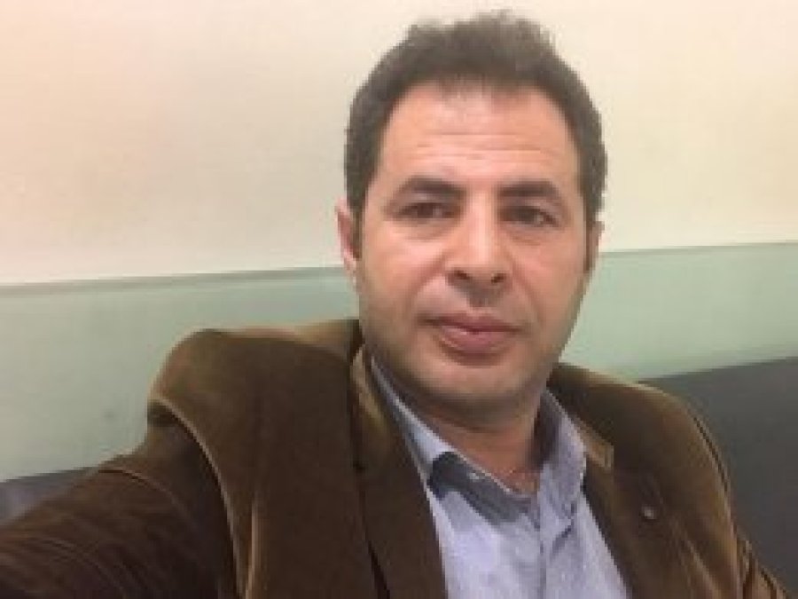 Mavi Marmara yolcusu Siyonist polisler tarafından alıkonuldu