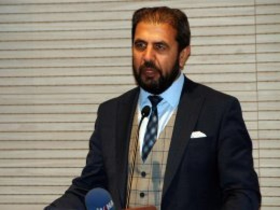"Camileri çok ciddi ihmal ediyoruz"