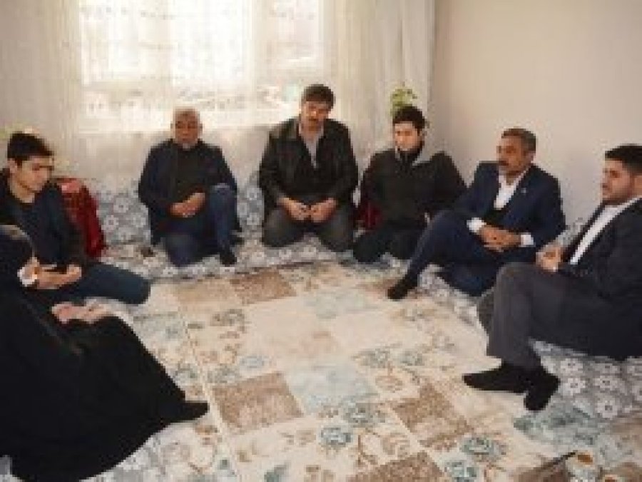 Mağdur ailelere HÜDA PAR'dan ziyaret