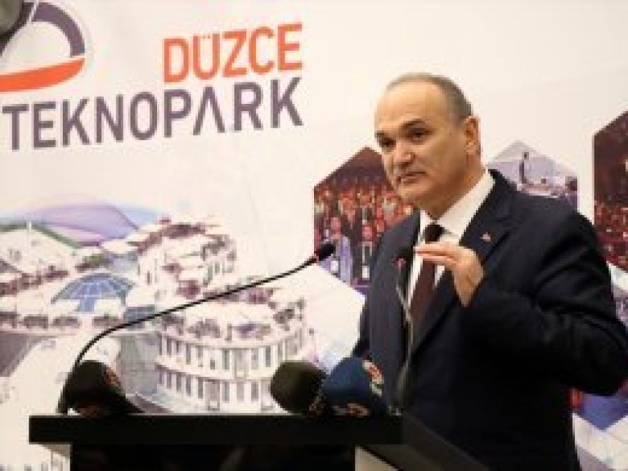 'Teknoloji üreten bir Türkiye oluşturacağız'