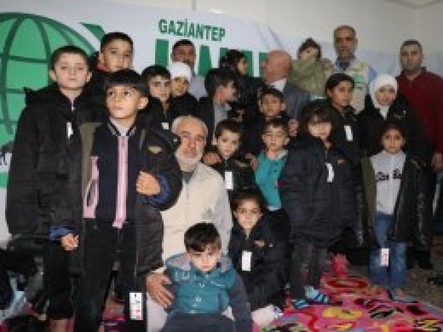 IHO-EBRAR'dan Suriyeli yetimlere yardım