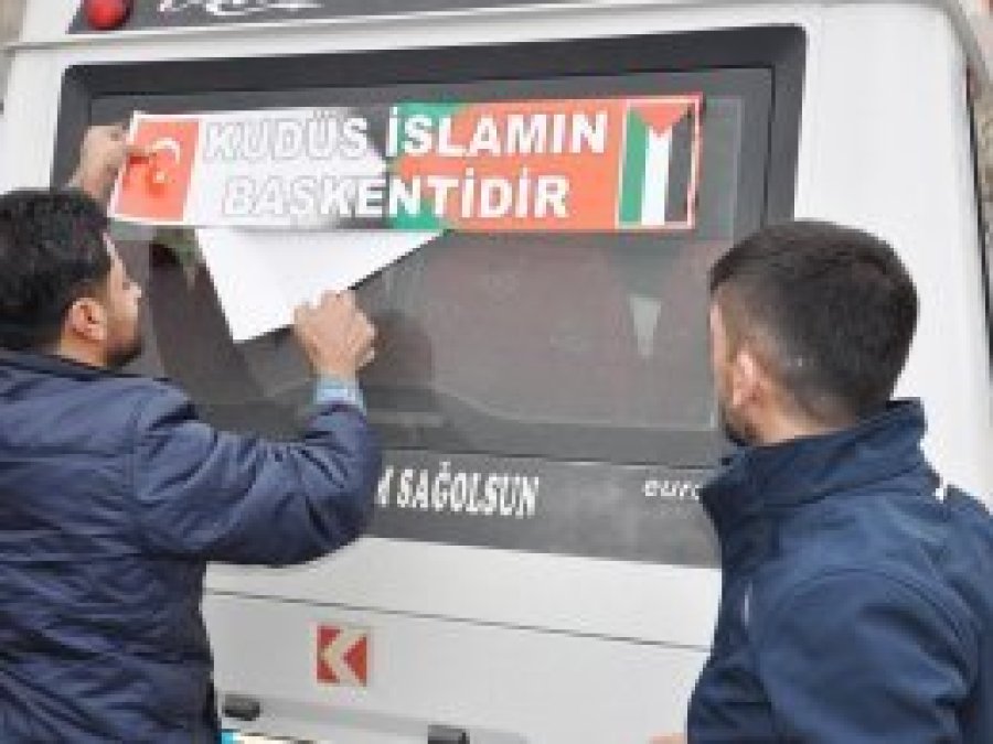 Minibüsçülerden Kudüs'e destek