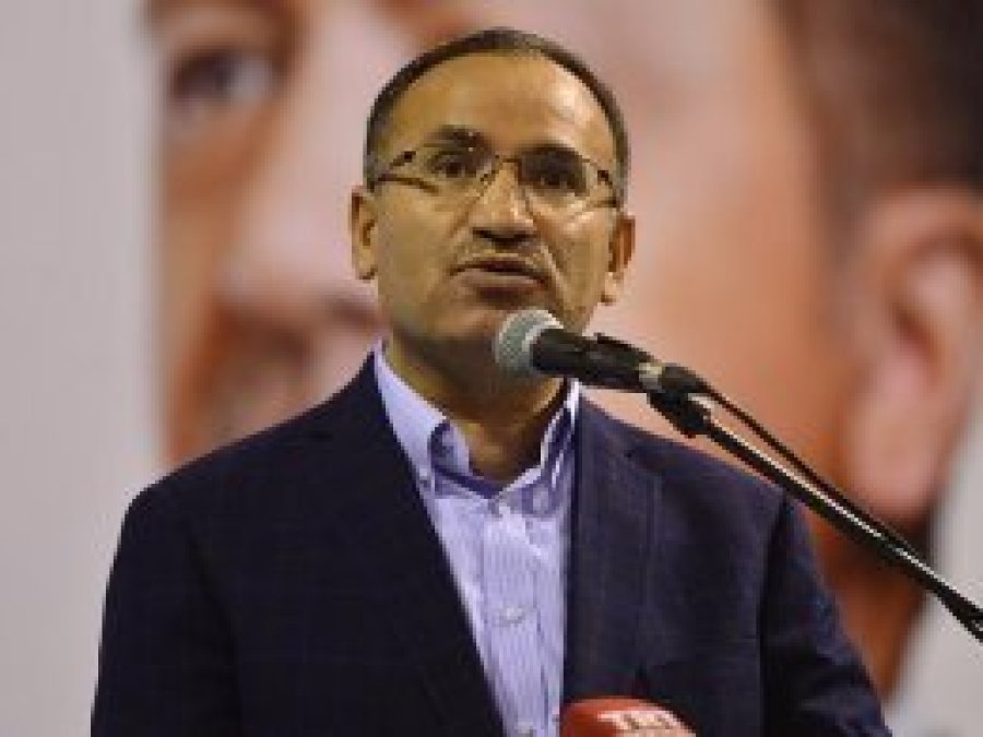 'Tek tip elbise milletimizin bizden talebiydi'