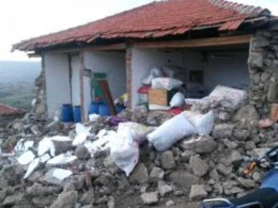 Çanakkale depremlerle sallanıyor