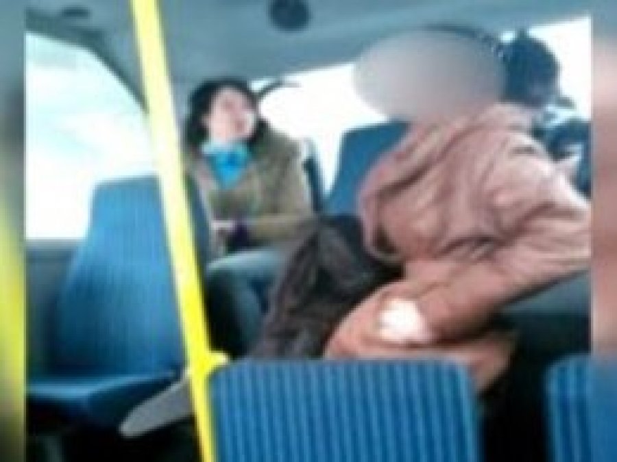 Başörtülü kıza saldıran kadın tutuklandı