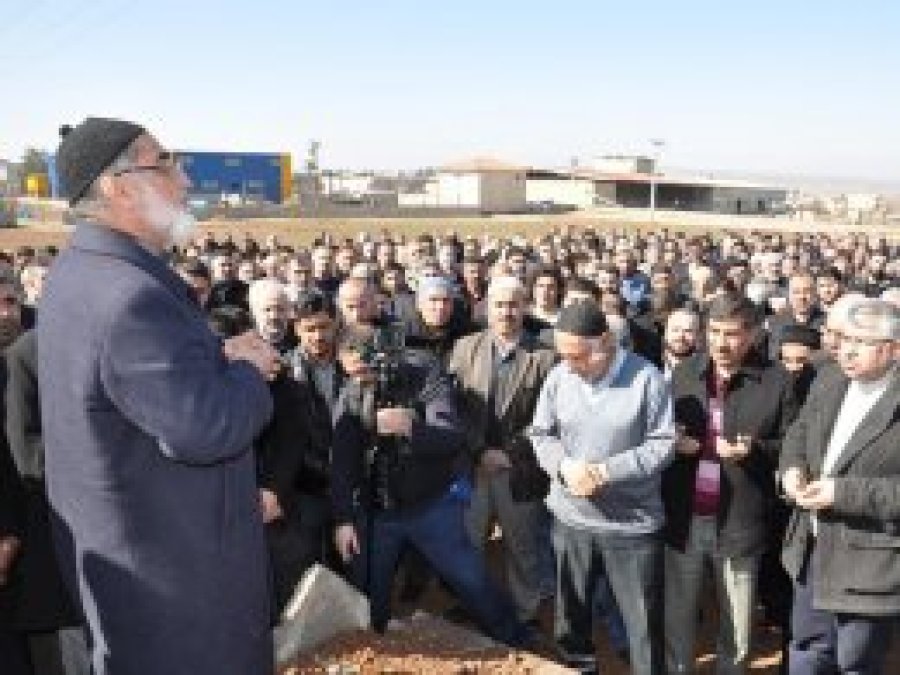 Edip Gümüş’ün annesi ebediyete uğurlandı