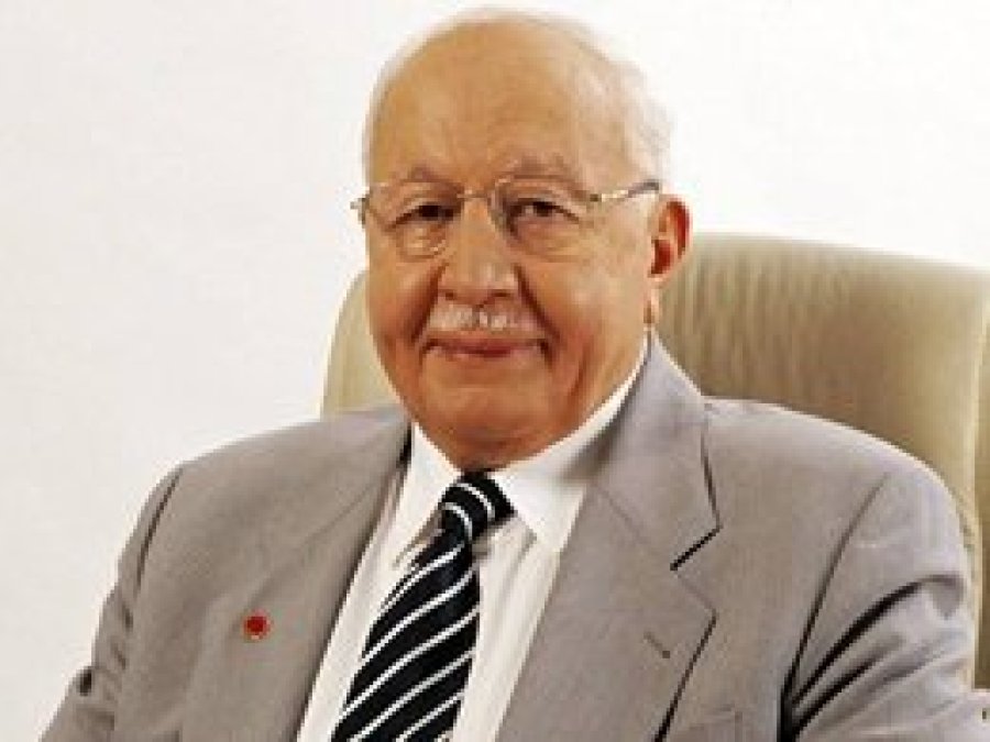 'Erbakan Hoca siyasetin hidayete ermesine vesile oldu'
