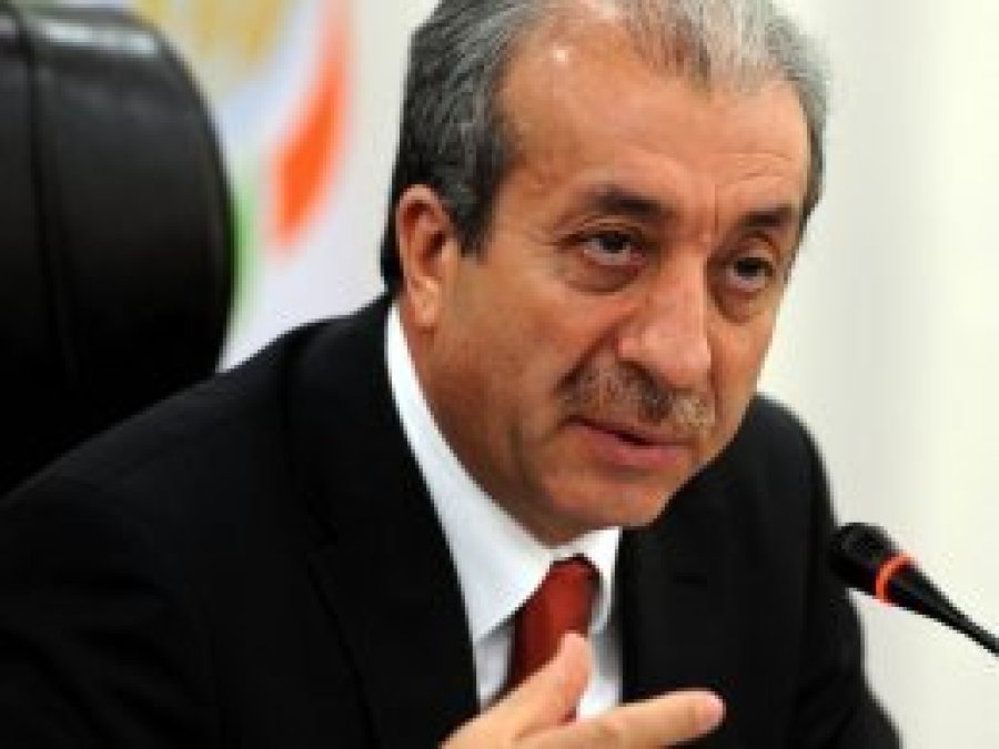 Almanya Mehdi Eker'in programını iptal etti