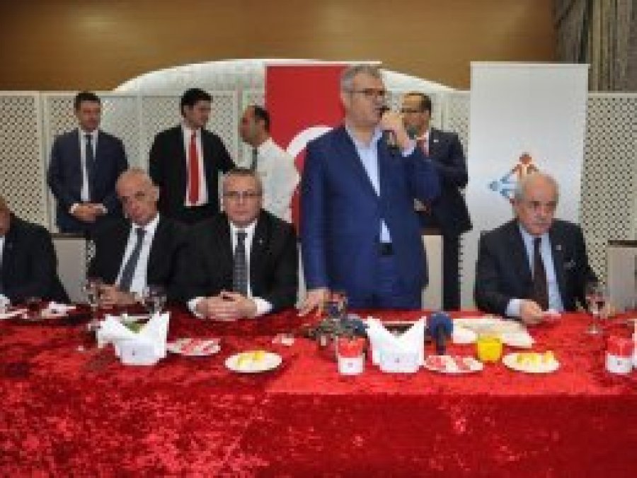 Kaynak, kanaat önderleri buluştu