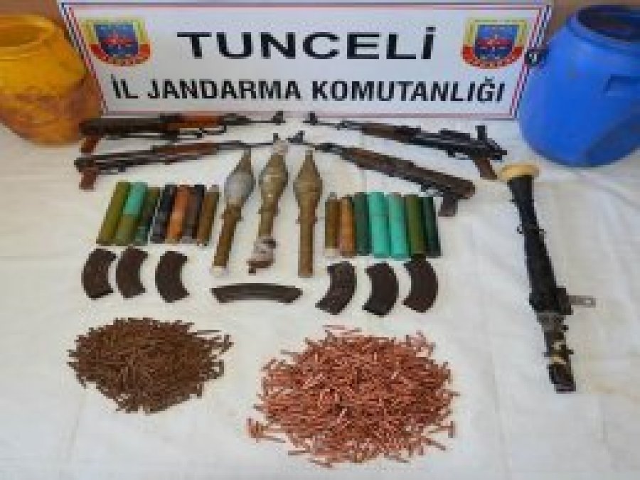 PKK'ye ait 2 ton patlayıcı ve mühimmat ele geçirildi