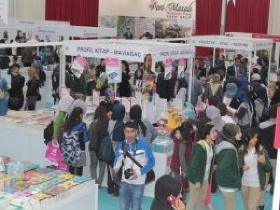Siirt'te kitap fuarı açıldı