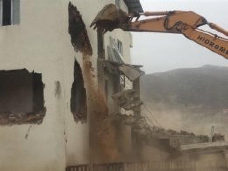 PKK'nin mahkeme diye kullandığı bina yıkıldı