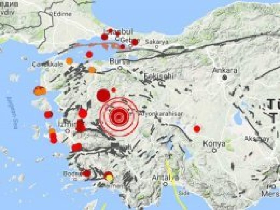 Manisa'da 4,9 büyüklüğünde iki deprem