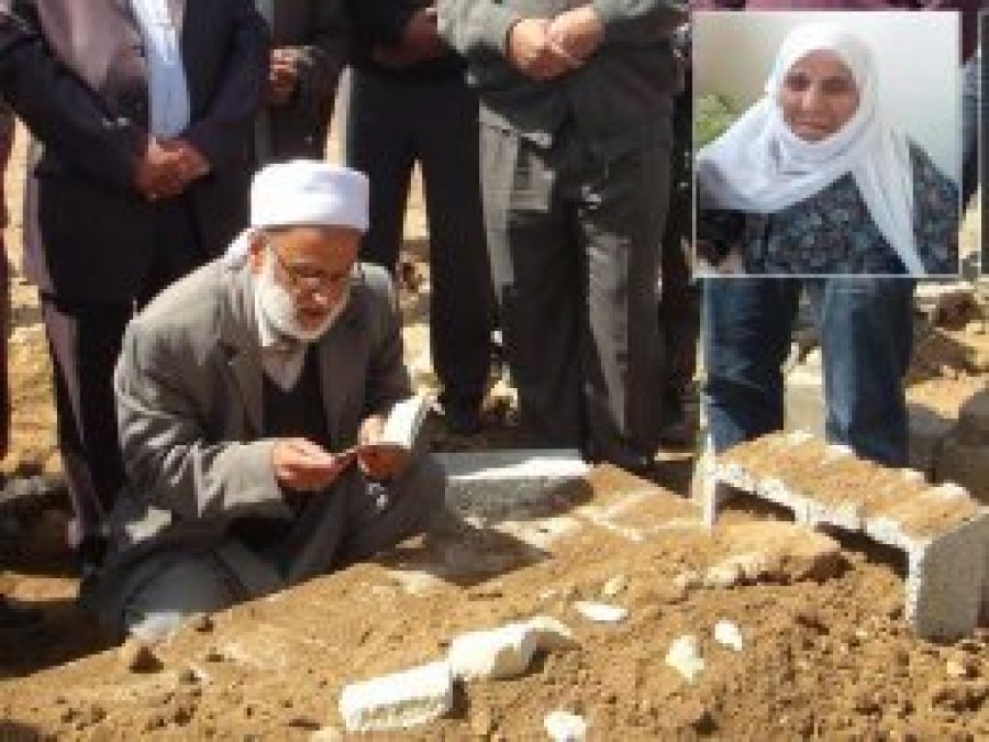 Oğlunun hasretiyle vefat eden anne defnedildi