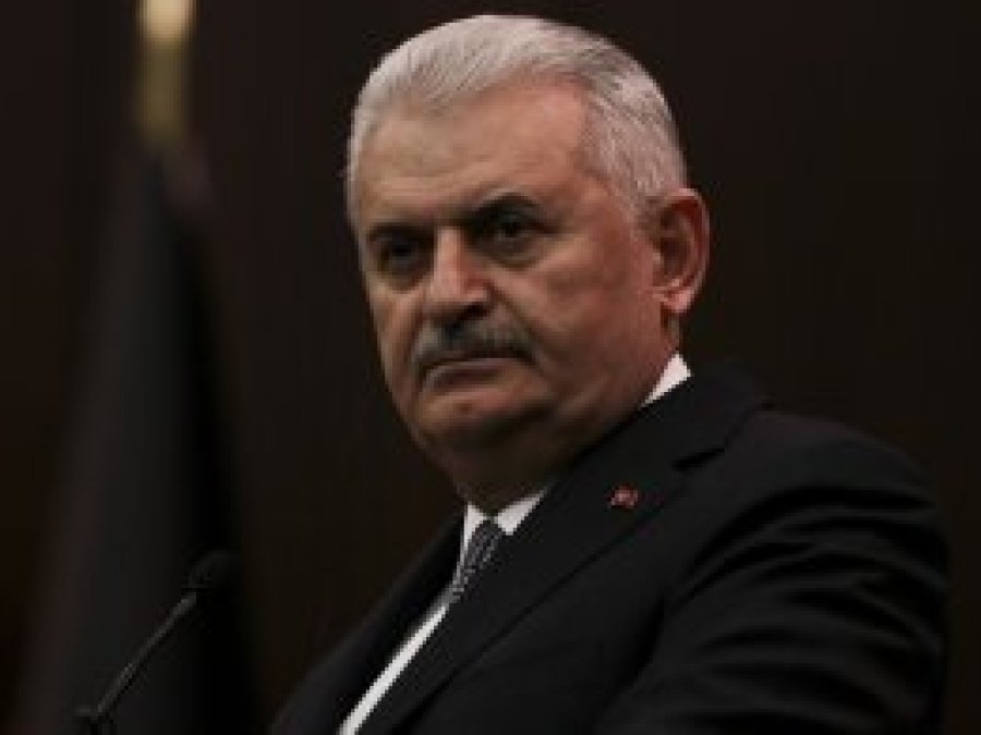 Başbakan'dan Barzani'ye 5 Peşmerge için başsağlığı