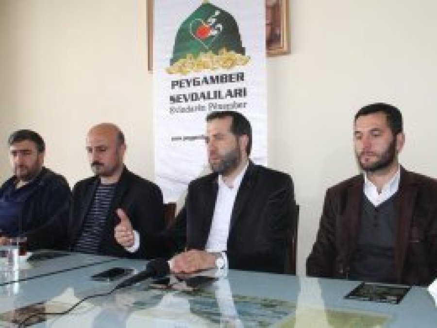 "Tek gaye Peygamberin mesajını halka iletmek"