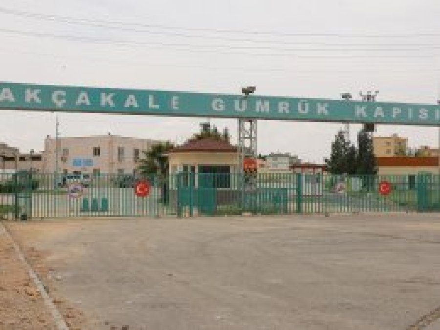 Akçakale'de sessiz bekleyiş