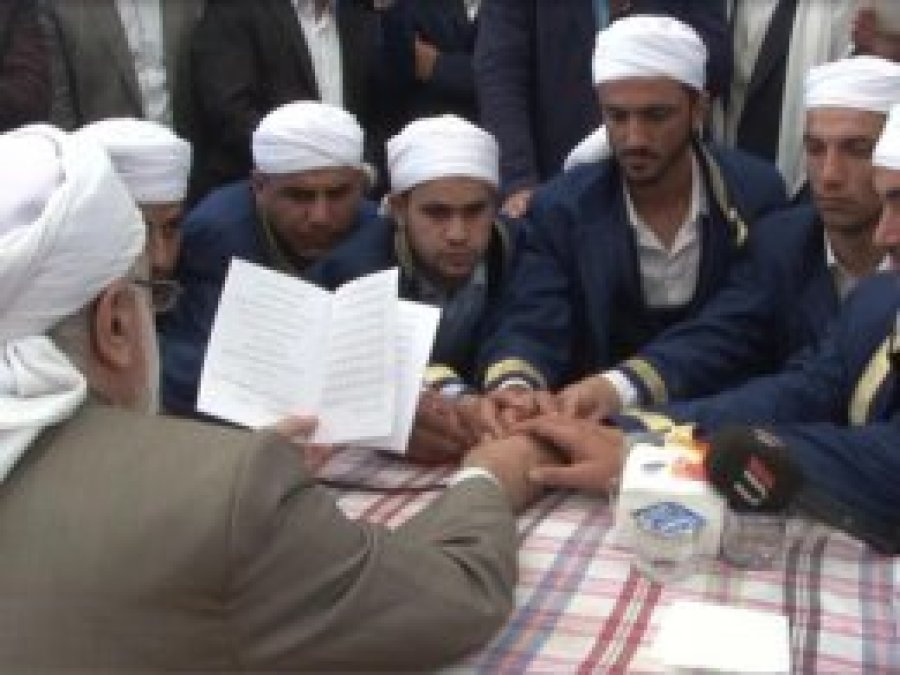 İlimlerini tamamlayan öğrenciler icazet aldı