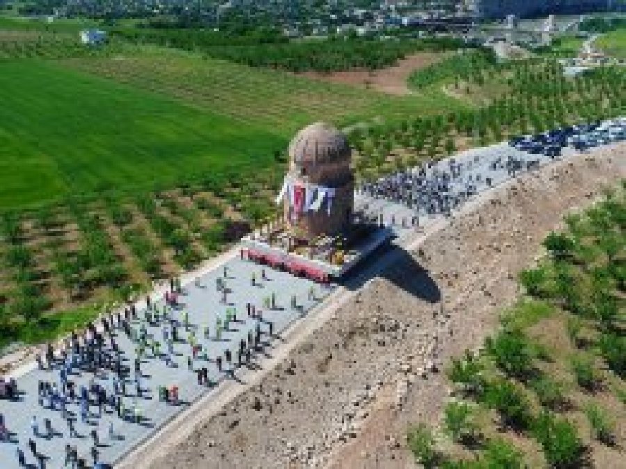 Tarihi Zeynel Bey Türbesi'nin taşınması havadan görüntülendi