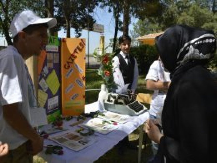 İmam hatipli öğrenciler projelerini tanıttı