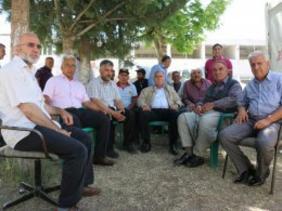 Depremzede Samsatlılar yetkililere tepkili
