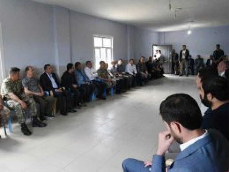 Vali Deniz'den Yüksel ailesine taziye ziyareti