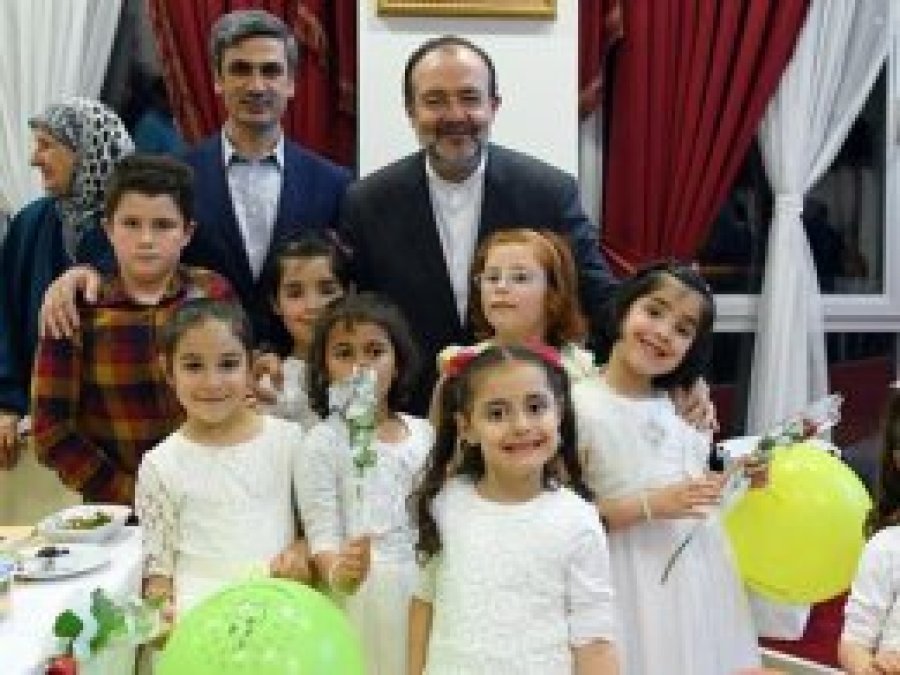 Görmez iftarını yaşlılar ve çocuklarla yaptı