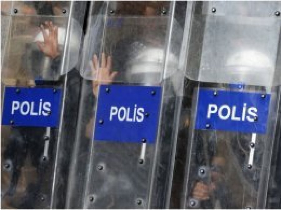 Van’da miting ve gösteriler yasaklandı