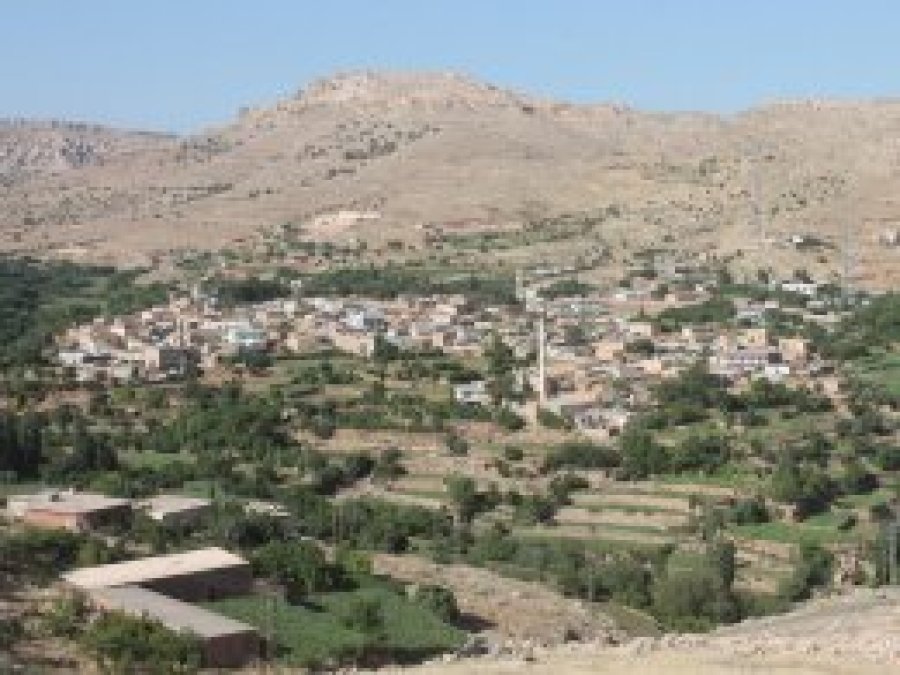 İmamların gelemediği köyde 2 cami kapandı