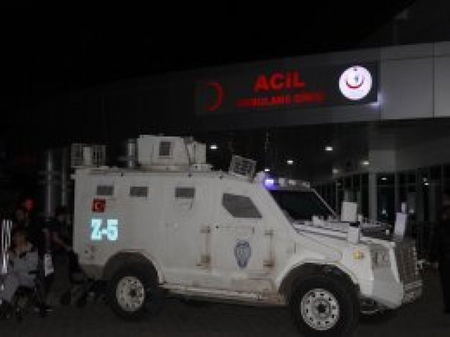 Bingöl'de çatışma: 2 asker yaralandı