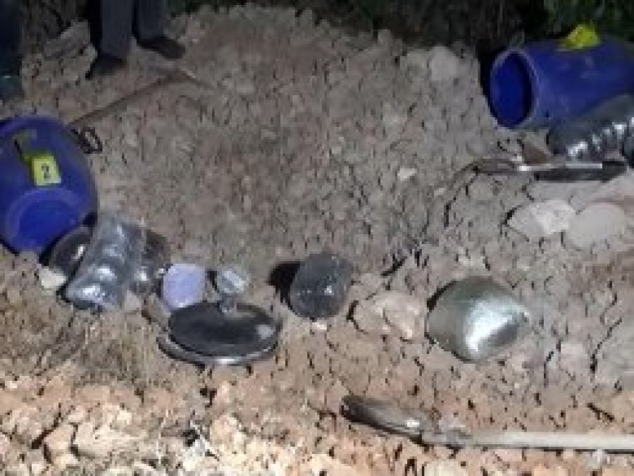 8 PKK'li 146 kilo bomba ile yakalandı