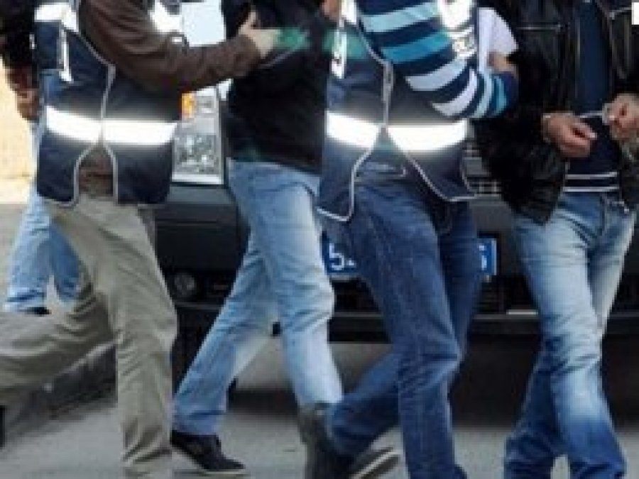 2 PKK'li Suriye'ye sınırda yakalandı