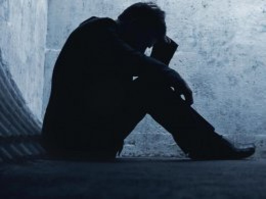 'Depresyon belirtisi yaşayan biri tedavi edilmeli'