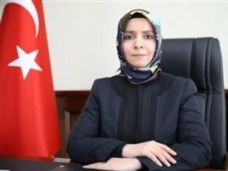 Kuveyt'e atanan ilk kadın büyükelçi
