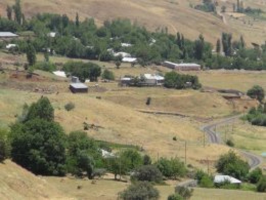 Nehirde karşıya geçerken boğuldu